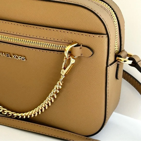 🌸NWT Michael Kors Jet Set Large Camel Crossbody With Chain - Picture 5 of 13